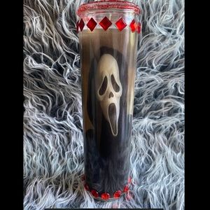 Ghost face candle (horror)